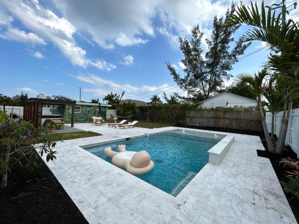 Jungle Cottage With Luxury Pool, Hot Tub And More! Lake Worth Beach Exterior foto